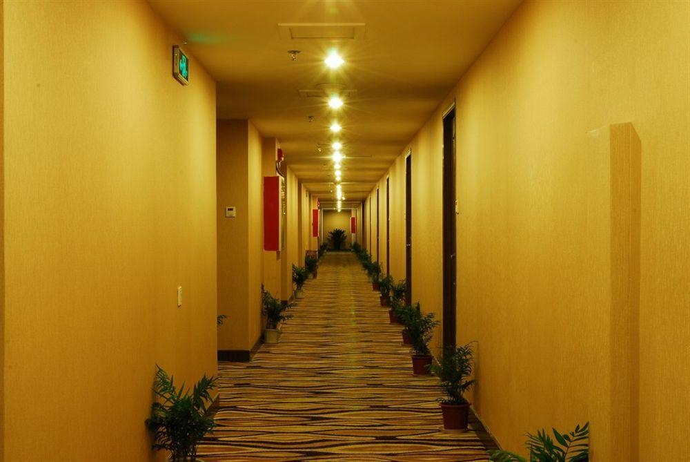 Super 8 Xian Xidajie Hotel Eksteriør billede